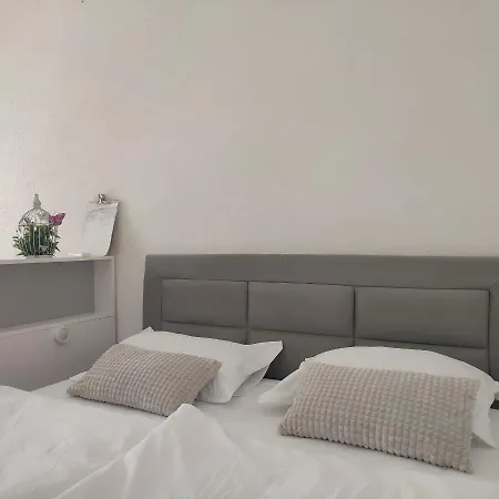 Studioeni * Primošten